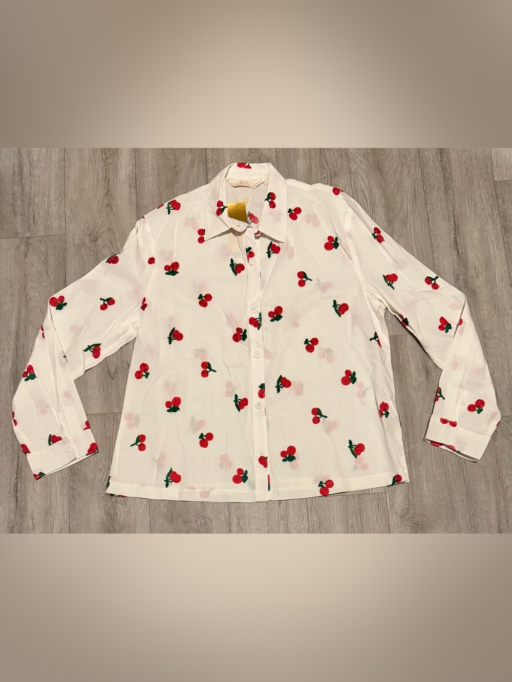 LC Curvy Collection Size XXL Button Front Cherry Print Blouse